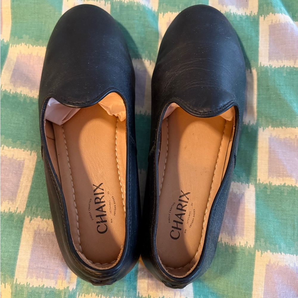 CHARIX leather loafers